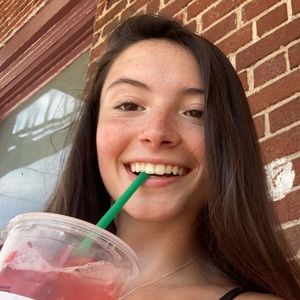 Meet your Posher, Abby